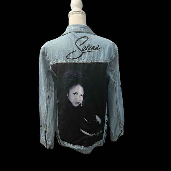 Selena Q Merchandise Song Titles Graphic Denim Jacket RARE SM Pockets - Picture 6 of 13